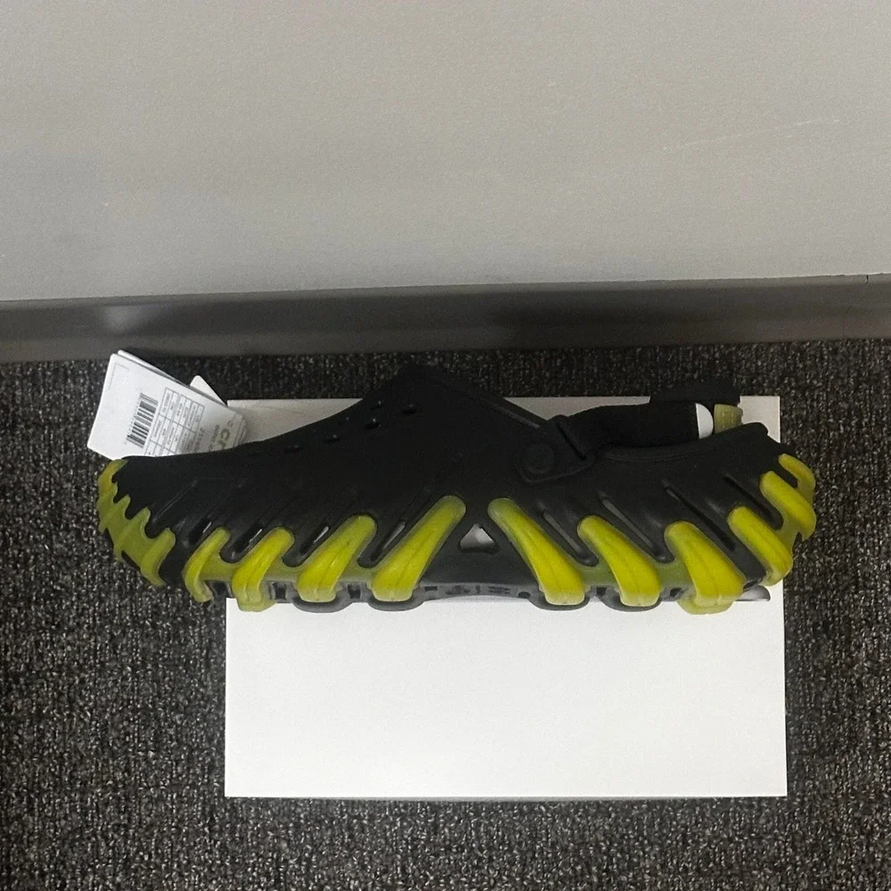 Crocs Echo Icy RO Storm Clog Men 10 Black Yellow Streetwear Summer Techwear NEW
